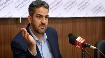 تورم ناشی از رشد نقدینگی است نه سطح نقدینگی. وقتی سطح نقدینگی را کم میکنید رکود ایجاد میکنید: