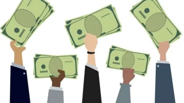 وامهای خانگی شریانهای مالی را از اتاقهای شیشهای بانکها جدا کرده و به خانهها بردهاند: